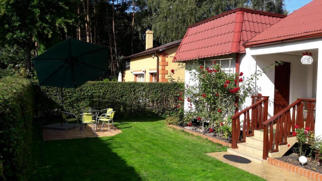 Domek Letniskowy U Basi Villa Rowy  Bagian luar foto